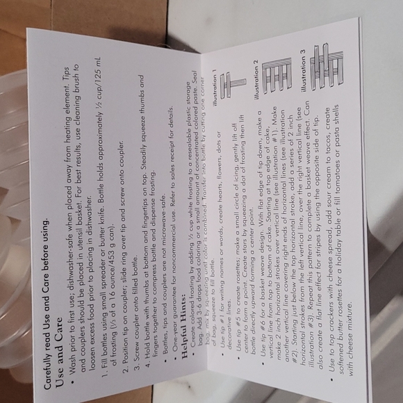 The pampered chef cake decorating bottle . - Picture 5 of 5